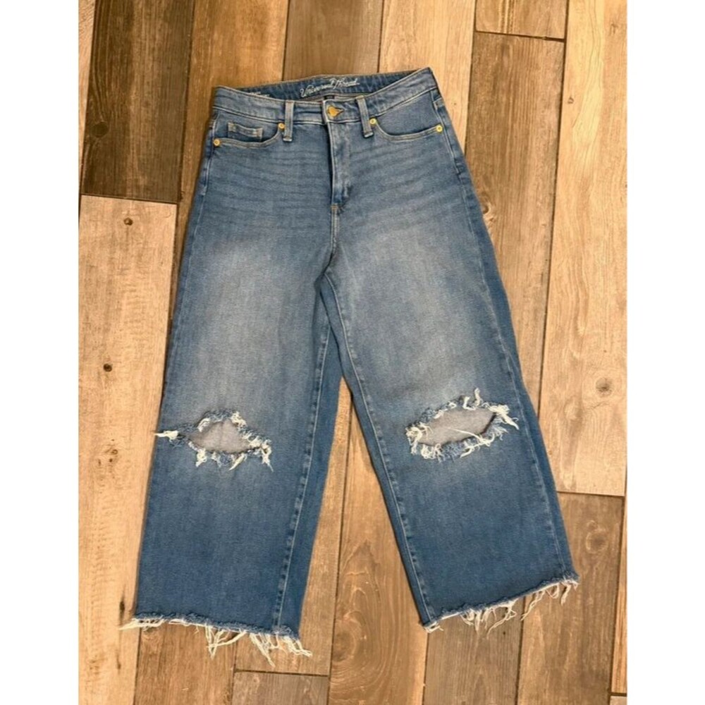 High Rise Wide Leg Crop Jeans Size 4